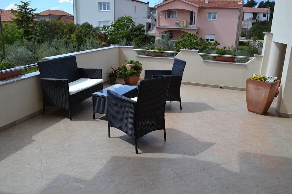 Apartments Danijela Задар Экстерьер фото